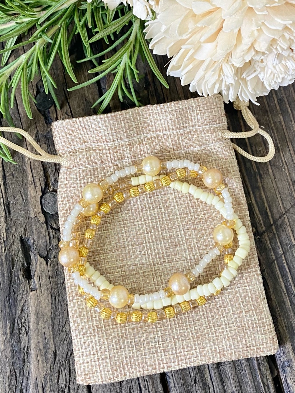 3 Piece Bracelet Stack Pearl, Gold, White & Cream